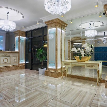 Fenix Town Hotel Виниця Екстериор снимка