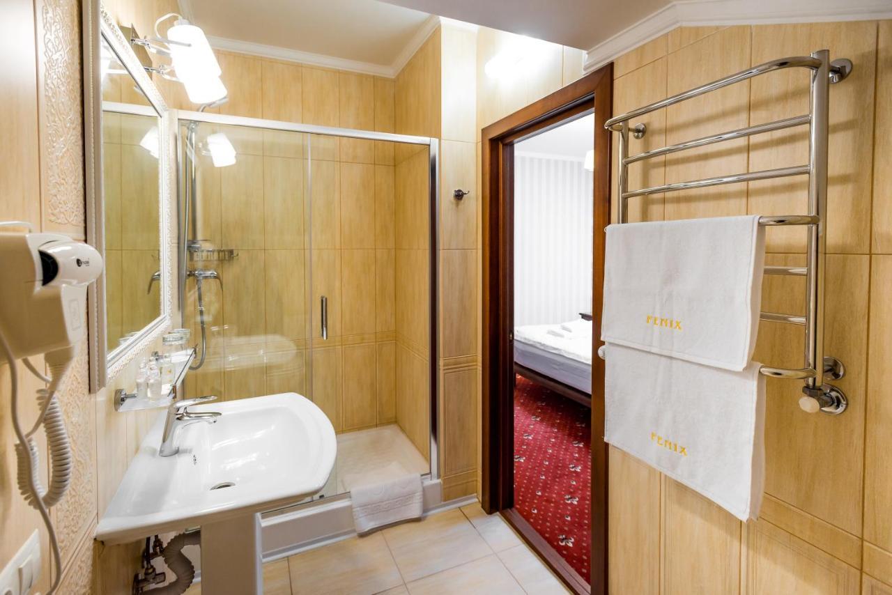 Fenix Town Hotel Виниця Екстериор снимка