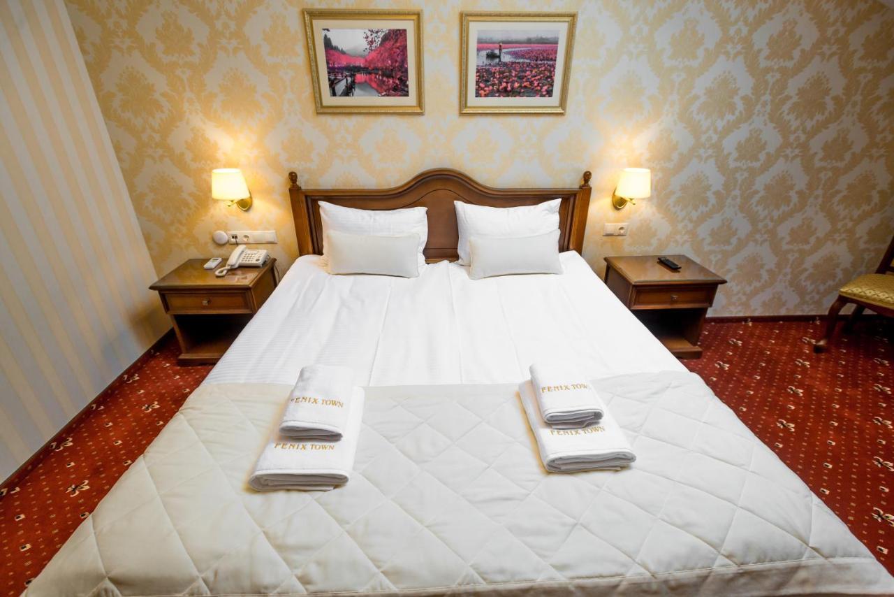 Fenix Town Hotel Виниця Екстериор снимка