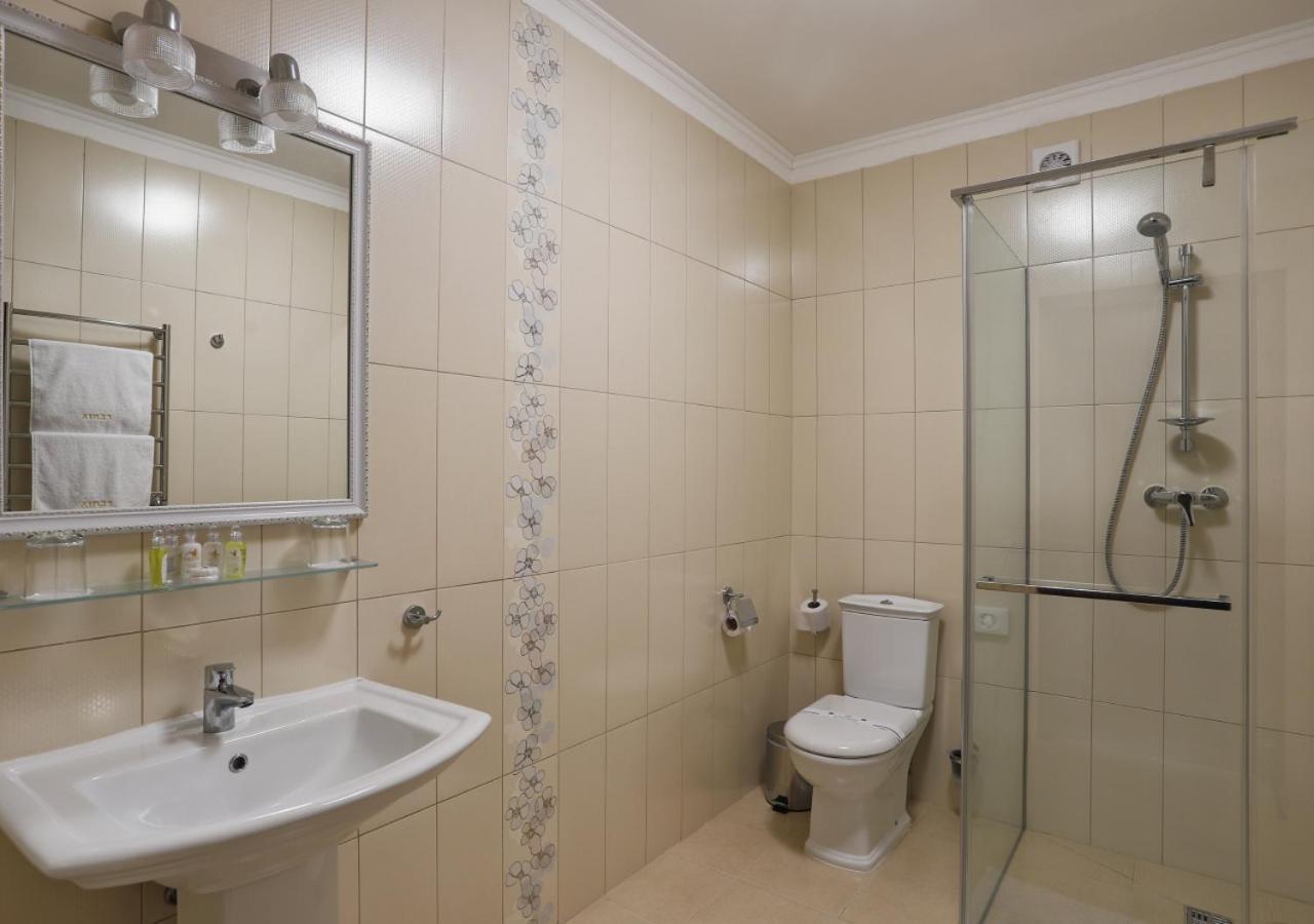 Fenix Town Hotel Виниця Екстериор снимка