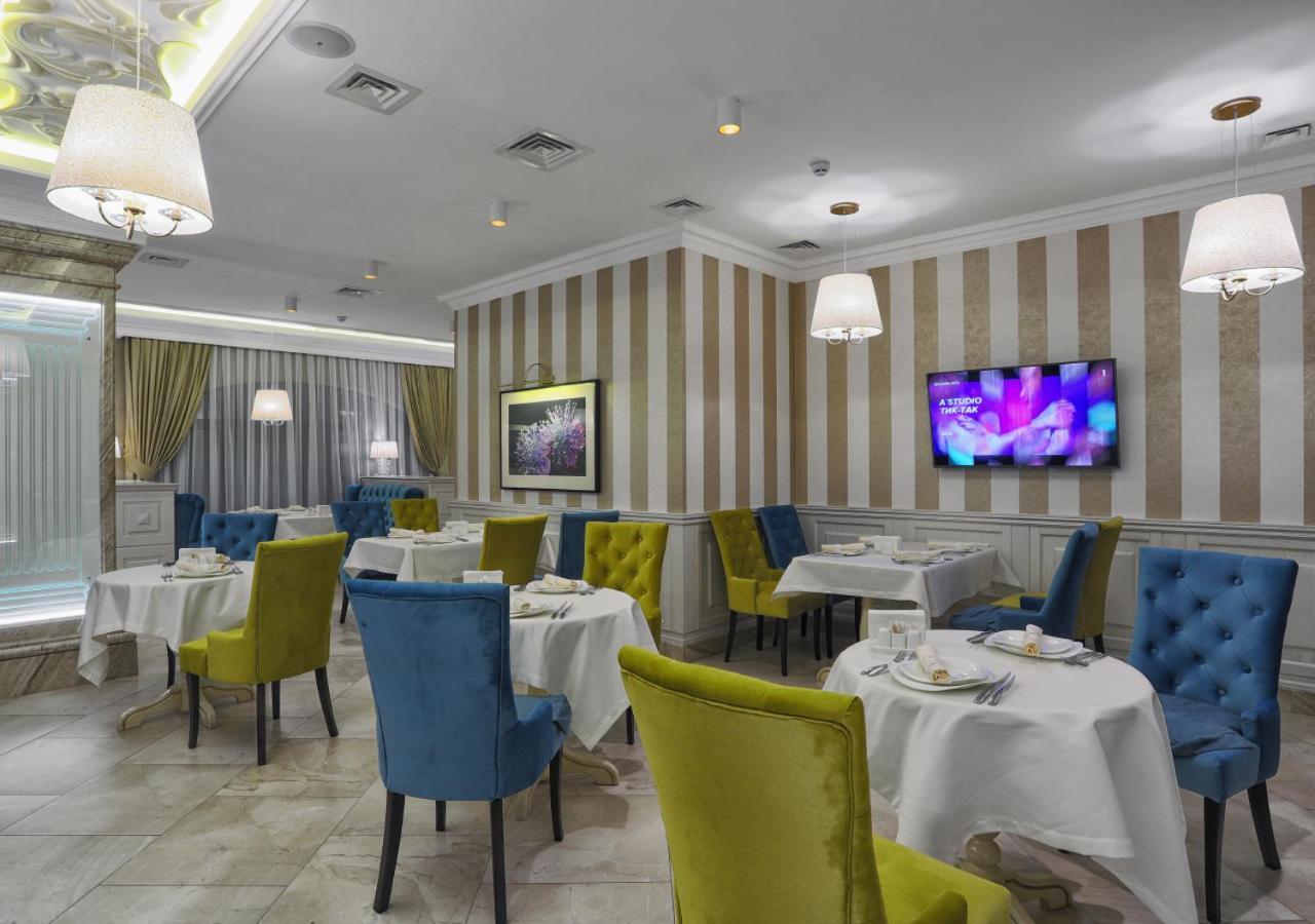 Fenix Town Hotel Виниця Екстериор снимка
